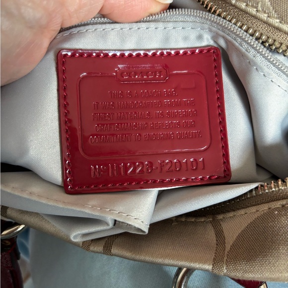 Coach Poppy 2012 Daisy Signature C F20101 Tan & Red Satchel/Crossbody BNOT - Picture 7 of 15